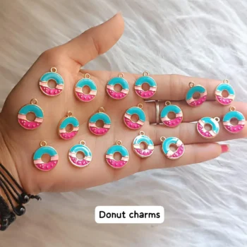 Donut charm 309