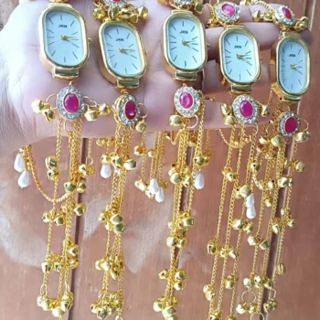 Kashmiri watch 486
