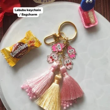 Labubu keychain bagcharm 560