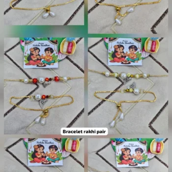 Bracelet pair 602